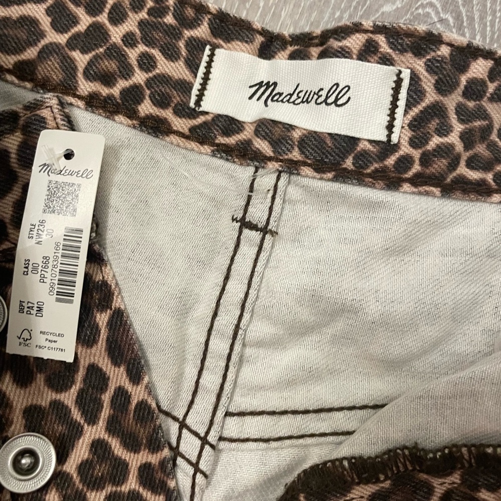 Madewell Leopard Print Barrel Jeans - Picture 8 of 11